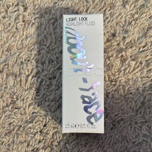 Light Lock Highlight Fluid